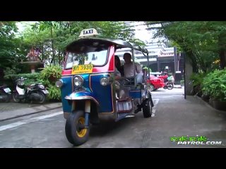 tuktuk